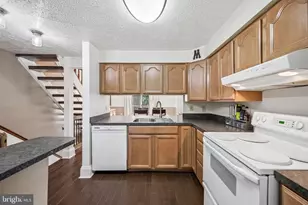 3636 Saltwood Glen, Pasadena, MD 21122 - Photo 11