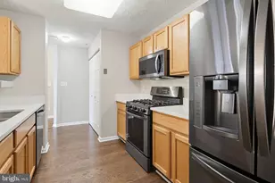 703 Harvest Run Dr, Odenton, MD 21113 - Photo 7