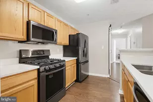 703 Harvest Run Dr, Odenton, MD 21113 - Photo 9
