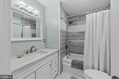 243 Mallard Drive, Pasadena, MD 21122 - Photo 15