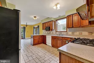 424 Cleveland Rd, Linthicum Heights, MD 21090 - Photo 23