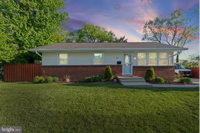 113 Wallace Avenue, Baltimore, MD 21225 - Photo 1