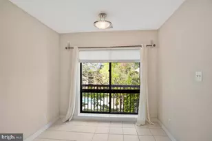 302 Hilltop Ln, Annapolis, MD 21403 - Photo 25