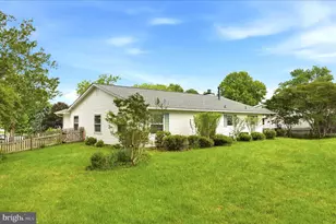 7910 S Cartier Ct, Severn, MD 21144 - Photo 39