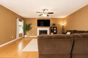3029 Marsh Crossing Dr, Laurel, MD 20724 - Photo 7