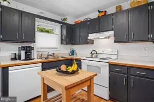 422 First St, Annapolis, MD 21403 - Photo 5