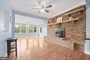 7720 W Shore Rd, Pasadena, MD 21122 - Photo 9