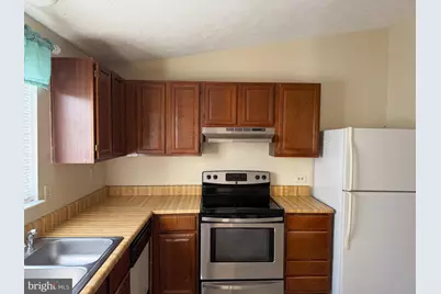 7845 Flintshire Court, Pasadena, MD 21122 - Photo 5