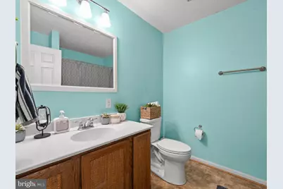 7107 Pickering Court, Glen Burnie, MD 21061 - Photo 17