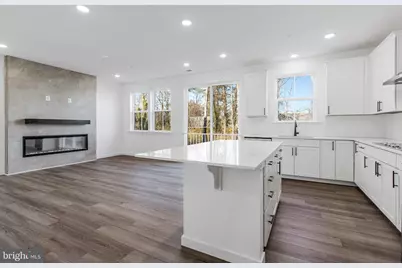 5722 Howard Drive, Glen Burnie, MD 21061 - Photo 11