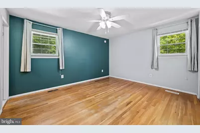 8091 Phirne Road E, Glen Burnie, MD 21061 - Photo 17