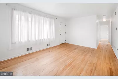 302 18th Avenue, Baltimore, MD 21225 - Photo 5