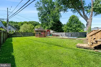 301 Beverley Place, Edgewater, MD 21037 - Photo 3