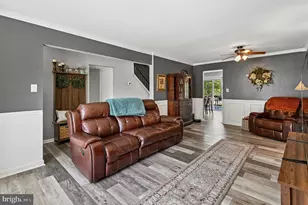 1408 Harwick Ct, Crofton, MD 21114 - Photo 7