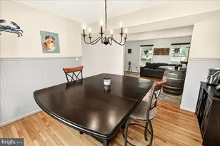 3847 Holly Dr, Edgewater, MD 21037 - Photo 5