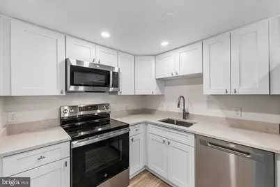 604 Newbridge Court #3-604, Arnold, MD 21012 - Photo 11