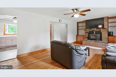 8408 Maryland Road, Pasadena, MD 21122 - Photo 9