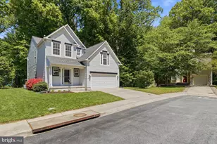 2402 Hightee Ct, Crofton, MD 21114 - Photo 3