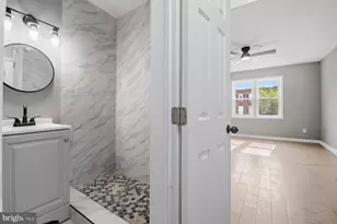 906 1st St, Baltimore, MD 21225 - Photo 17
