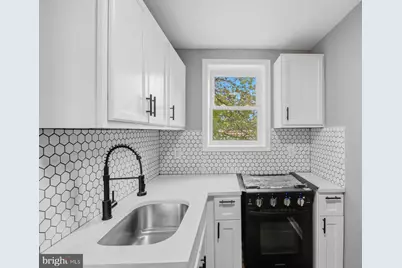 906 1st Street, Brooklyn, MD 21225 - Photo 9
