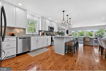 512 Riverside Drive, Pasadena, MD 21122 - Photo 9
