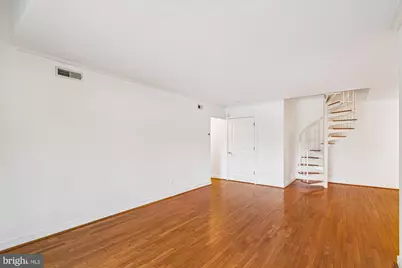 300 Hilltop Lane #300I, Annapolis, MD 21403 - Photo 3