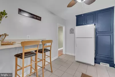 112 S 2nd Avenue, Glen Burnie, MD 21061 - Photo 19