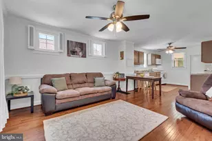 113 S 2nd Ave, Glen Burnie, MD 21061 - Photo 3