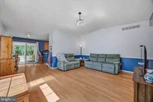 8353 Gartelman Farm Dr, Millersville, MD 21108 - Photo 5