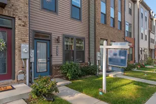 559 Levanna Ln, Glen Burnie, MD 21060 - Photo 3