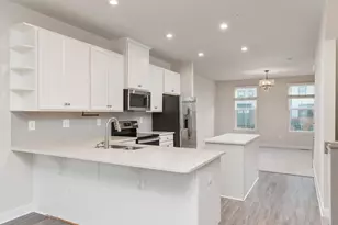 559 Levanna Ln, Glen Burnie, MD 21060 - Photo 13