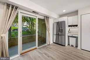 7044 Harbour Village Ct, Annapolis, MD 21403 - Photo 13