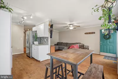 306 Lincoln Avenue, Glen Burnie, MD 21061 - Photo 11