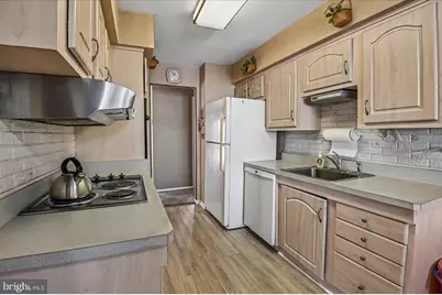 582 Nolview Court, Glen Burnie, MD 21061 - Photo 7