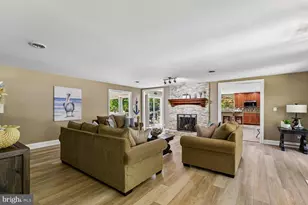 1780 Chesapeake Pl, Pasadena, MD 21122 - Photo 17