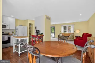 1300 Roundhouse Ct, Severn, MD 21144 - Photo 9