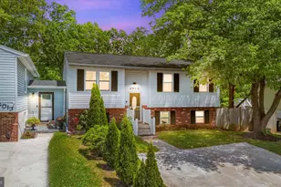 8015 Cross Creek Dr, Glen Burnie, MD 21061 - Photo 3