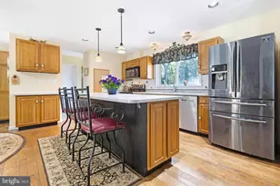 7 Sonora Dr, Pasadena, MD 21122 - Photo 7