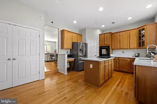 1607 Benoli Ct, Odenton, MD 21113 - Photo 11