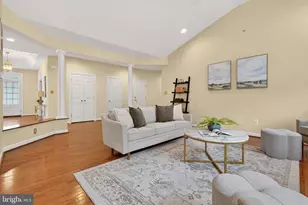 8029 Horicon Point Dr, Millersville, MD 21108 - Photo 5