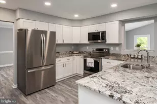 409 Jerome Ave, Linthicum Heights, MD 21090 - Photo 5