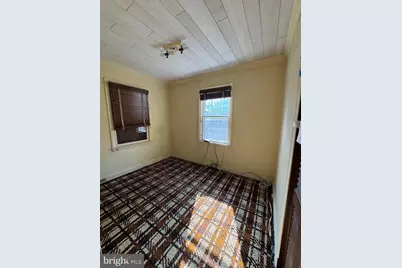 19 Seward Avenue, Brooklyn, MD 21225 - Photo 13