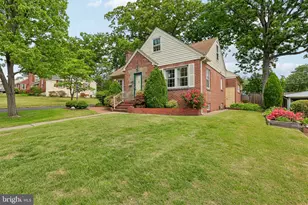 225 Homewood Rd, Linthicum Heights, MD 21090 - Photo 3