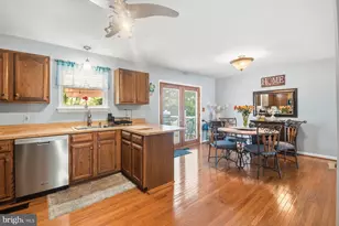7854 Centergate Ct, Pasadena, MD 21122 - Photo 11