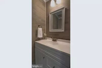 1704 W Bancroft Lane, Crofton, MD 21114 - Photo 13