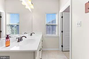 549 Fox River Hills Way, Glen Burnie, MD 21060 - Photo 19