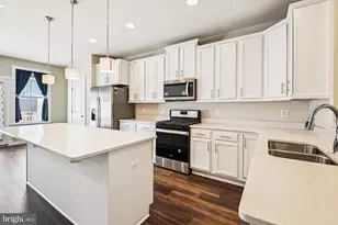 1679 Signalman Ct, Odenton, MD 21113 - Photo 5