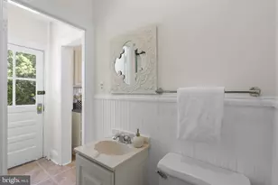 202 Wardour Dr, Annapolis, MD 21401 - Photo 27