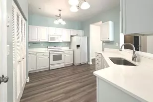 2493 Amber Orchard Ct E, Odenton, MD 21113 - Photo 9