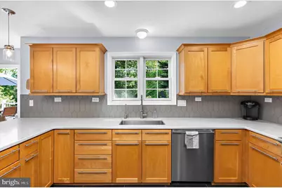 102 Brewer Avenue, Annapolis, MD 21401 - Photo 13